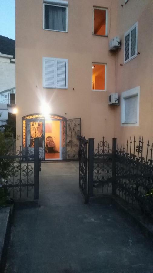 Suncani Apartman 1-Vila Amfora Budva Exterior photo